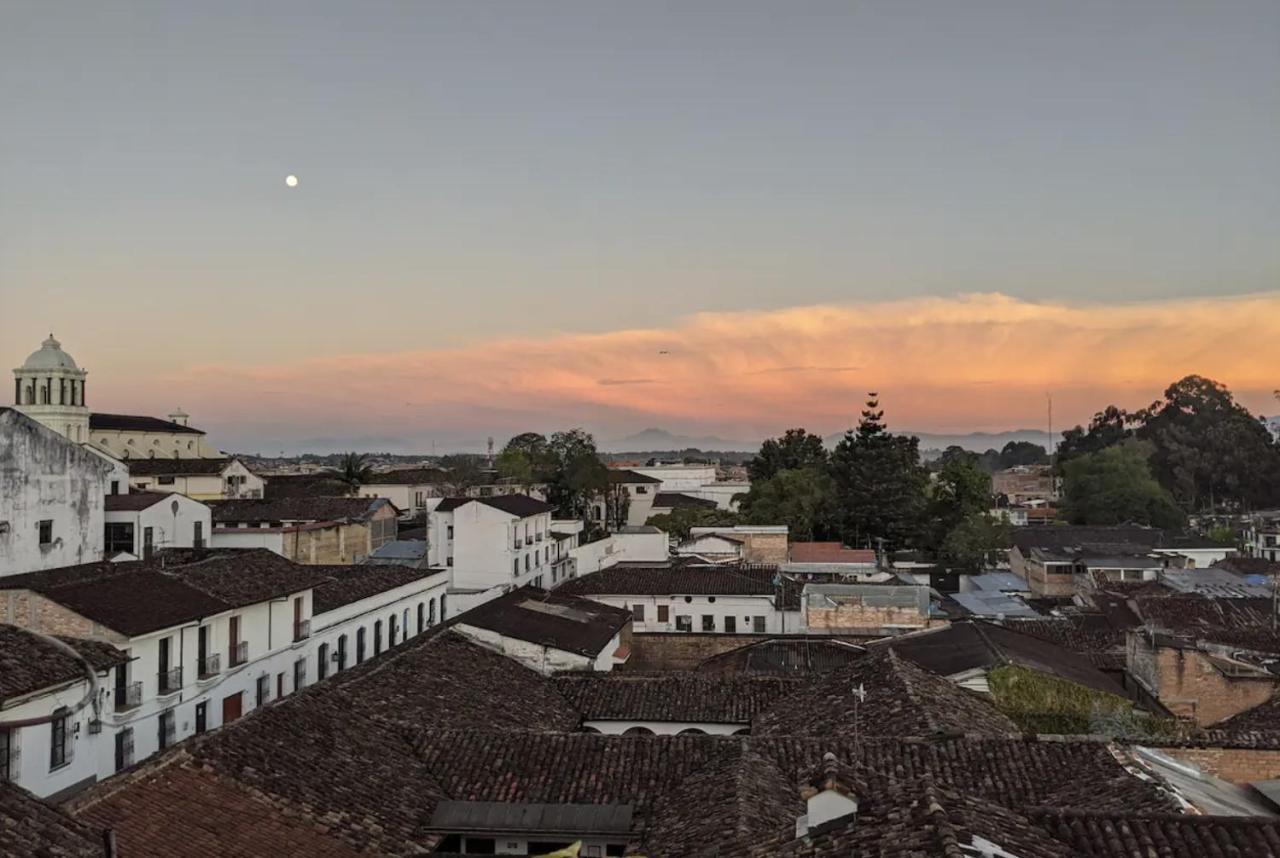 Habitacion En Coliving Penthouse Centro Historico Popayan Exterior photo